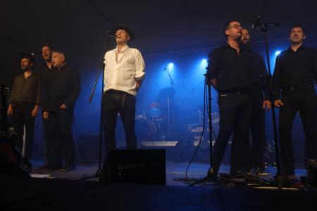 CERKNIŠKA NOČ KONCERT VLADO KRESLIN IN MALI BOGOVI 35 FOTO LJUBO VUKELIČ